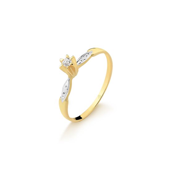 anel solitario em ouro amarelo e detalhe em ouro branco com pedra diamante A385