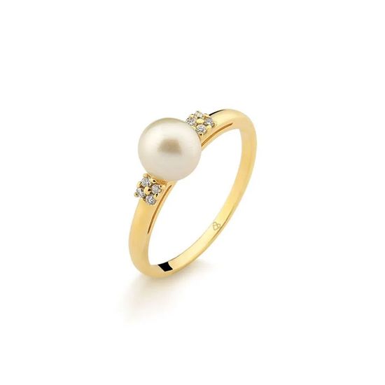 anel feminino com 4 pontos de diamantes e 1 pérola em ouro 18k