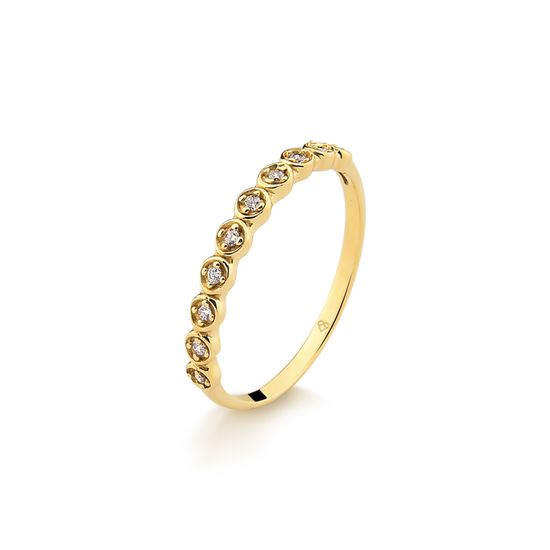 anel feminino com 10 pontos de diamantes em círculos em ouro 18k