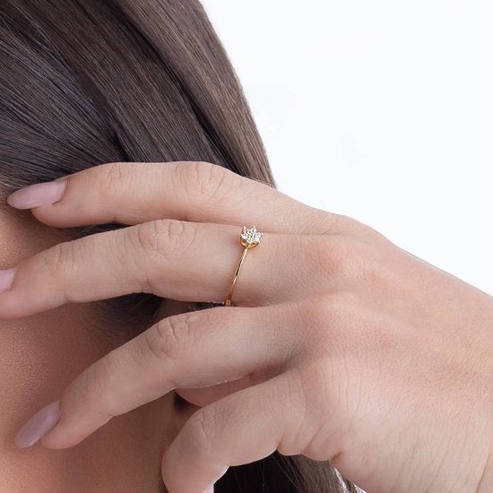 anel feminino em ouro 18k com diamantes