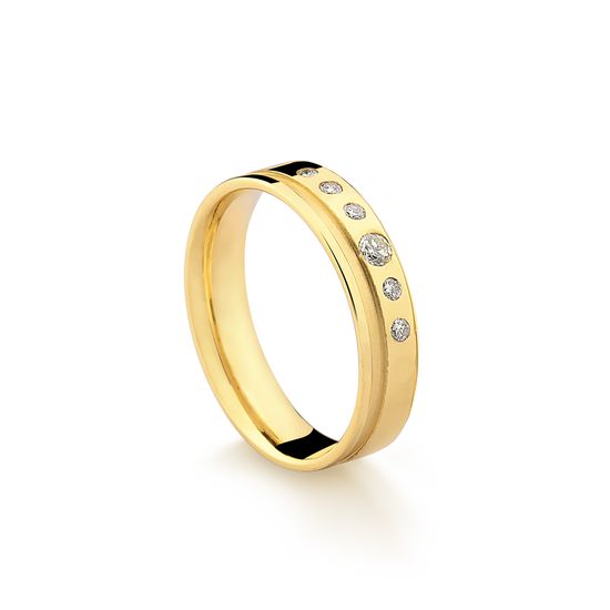Alianca-feminina-com-em-ouro-amarelo-18k-Fluiarte