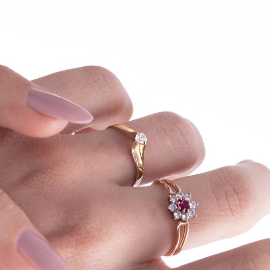 Anel-Solitario-Feminino-Em-Ouro-18k-Com-Diamante