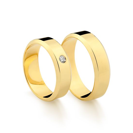 Par-de-Aliancas-em-Ouro-Amarelo-18k