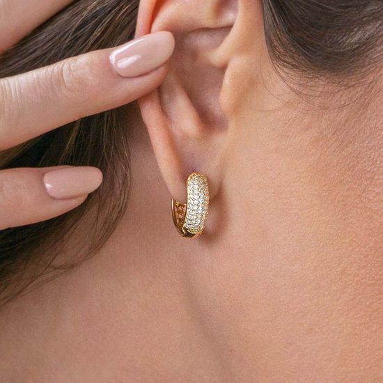 Brinco de Argolas em Ouro Amarelo e com Pedras de Zirconia
