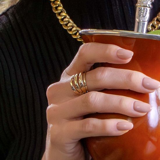 Anel Feminino em Ouro Amarelo com Aro Vazado