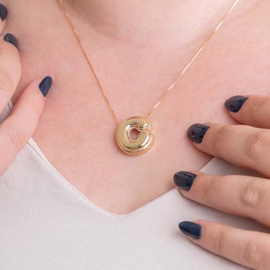 Pingente-de-Ouro-com-Letra-Estilo-Bold