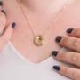 Pingente-de-Ouro-com-Letra-Estilo-Bold