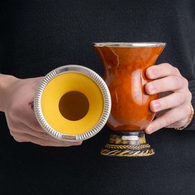 Cuia-de-Chimarrao-em-Material-Natural-com-Bocal-em-Prata