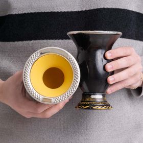 Cuia-para-Chimarrao-em-Prata-e-com-Bocal-Largo